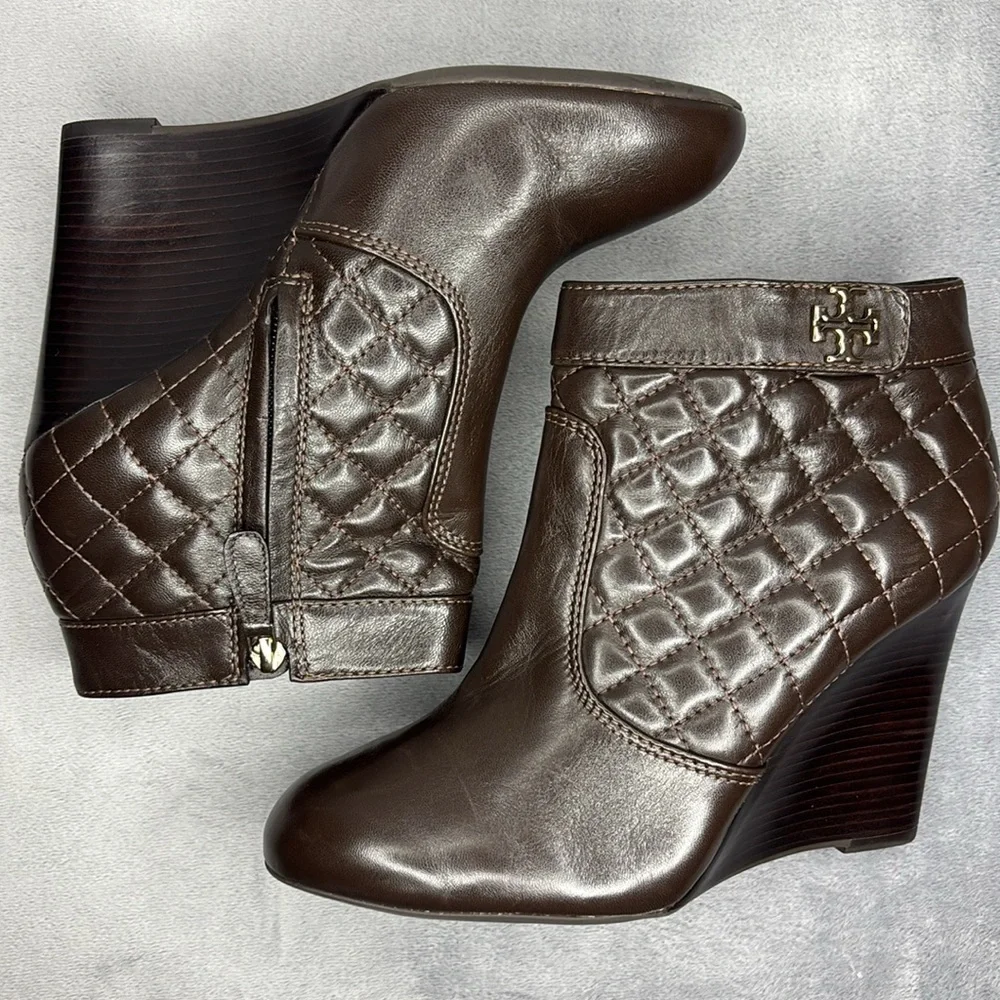 ✨ Tory Burch Leila Brown Quilted Leather Wedge Ankle Boots | Size 9M✨